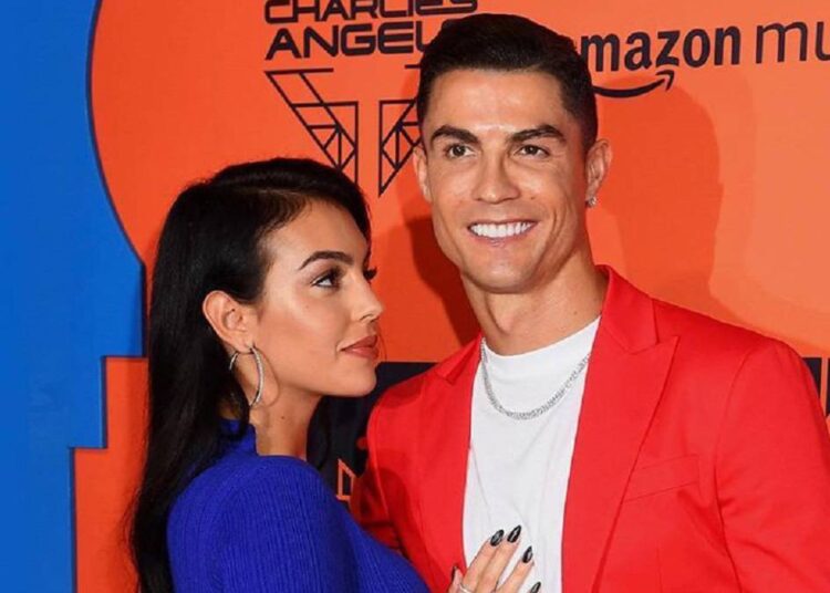 Georgina surprizon Cristiano Ronaldon me dhuratën 300 mijë euroshe!