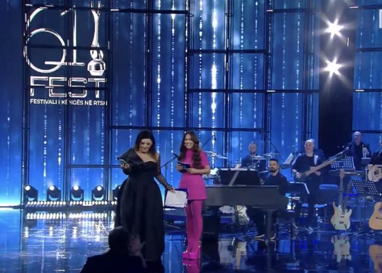 Olta Daku, bashkëprezantuese e Arbana Osmanit në Festivalin e 61-të të Këngës!