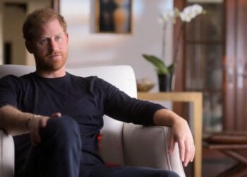 Harry nuk lë gjë pa thënë për familjen mbretërore: Ishin të lumtur që gënjyen
