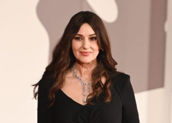 Foto nudo e Monica Belluccit në ekspozitë!