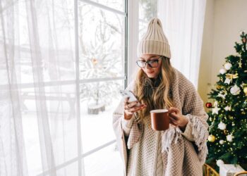 Binjakët kujdes sot, Akrepi gati telefonin, horoskopi i të shtunës qenka goxha interesant
