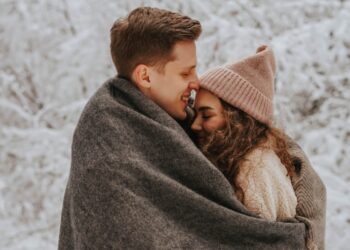 Luanët me fat në dashuri, Peshqit i pret sukses i madh, horoskopi sot me lajme të mira