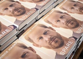 Del në shitje “Spare”, libri i princ Harry-t që po trondit familjen mbretërore!