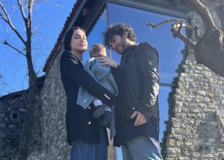 Dojna i shkroi dy fjalë për lumturinë në ditarin e ditës së parë të vitit 2023!