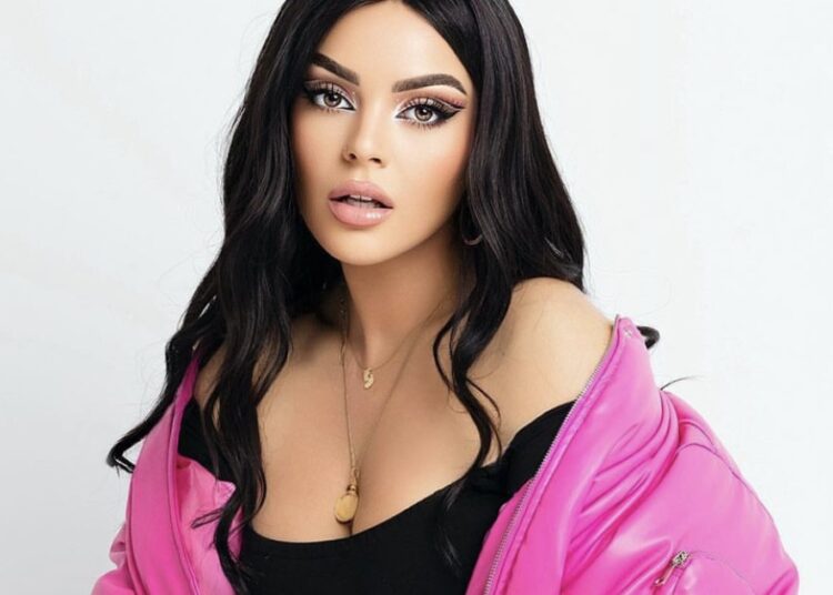 Ende pa lindur, Fifi e ka të qartë kujt i ngjan bebushi!