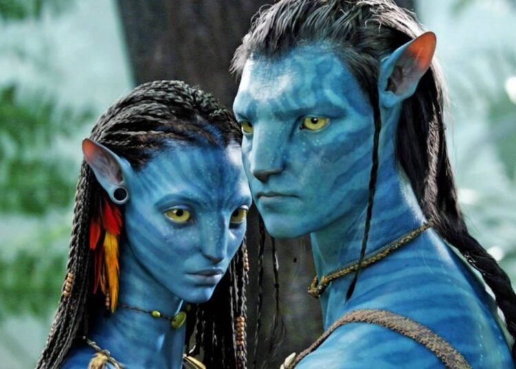 Avatar hyn në histori, bëhet pjesë e 10 filmave më shikuar të të gjitha kohërave!