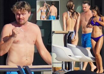 Leonardo DiCaprio e fillon vitin në jaht me vajza