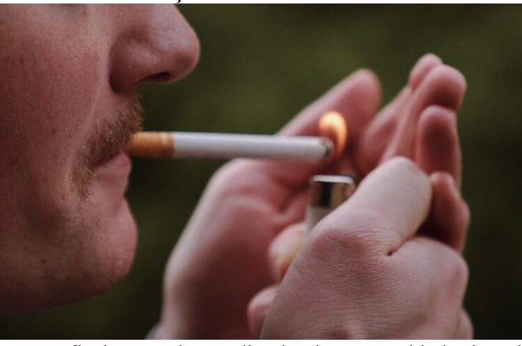Mike apo rivale – Cila mes nikotinës dhe tymit të cigaresështë shkaktarja e vërtetë e sëmundjeve?