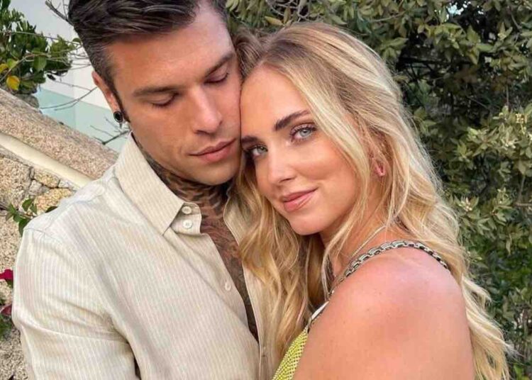 Fedez rikthehet dhe bën shkrimin prekës: Më vjen keq që Chiara u gjend në mes të një stuhie