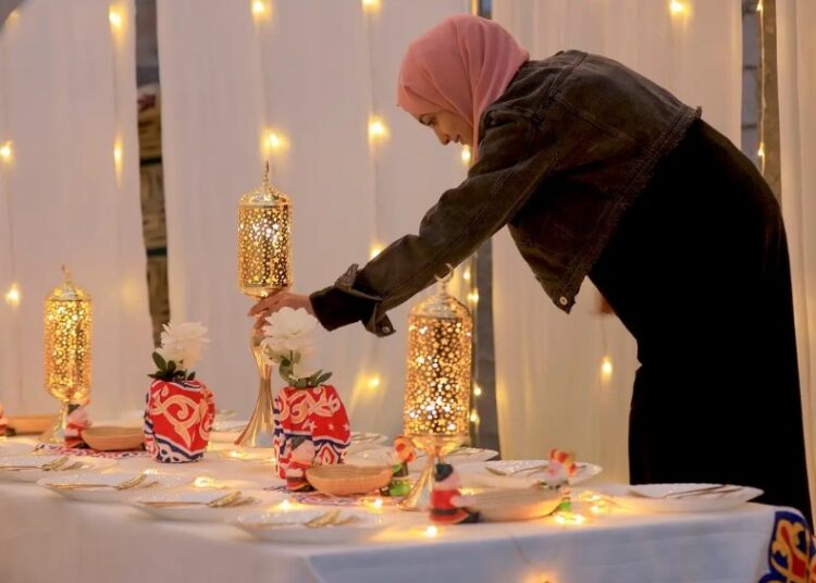 4 gjëra që nuk duhet t’i bëni nëse miqtë tuaj po agjërojnë gjatë Ramazanit