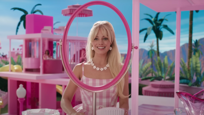 “Nuk do na lejojnë kurrë”, Margot Robbie lexoi skenarin e “Barbie” dhe kishte vetëm një mendim në kokë!