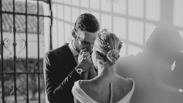 Portieri i PSG-së në gjendje të rëndë, mesazhi rrëqethës i gruas së tij: Nuk di të jetoj pa ty