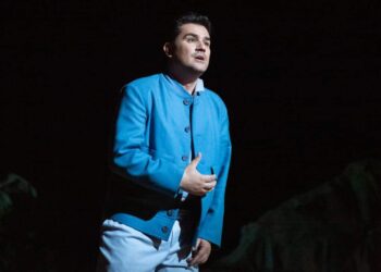 Saimir Pirgu çon në peshë zemrat e italianëve, 15 minuta duartrokitje në sallën e teatrit “Massimo Vittorio Emanuele”!