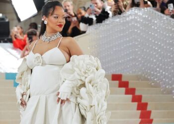 Rihanna tregon pse shtatzënia me bebin nr. 2 nuk po i shkon siç e priste!