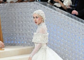 Ava Max e ngatërrojnë me Lady Gaga në MET Gala 2023
