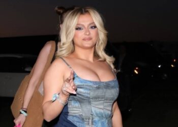 Bebe Rexha flet për luftën e saj me peshën: Kam provuar çdo dietë, donin të bëhesha operacion