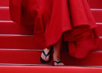 Aktorja e njohur braktis takat dhe del me shapka në Festivalin e Kanës