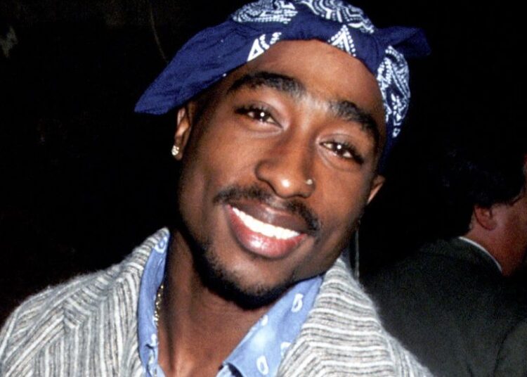 Tupac-ut i jepet një yll në “Walk of Fame” 27 vjet pas vdekjes!