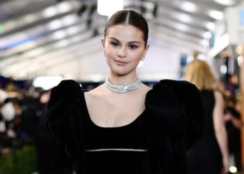Selena Gomez paguhet aq shumë për një postim në Instagram, sa ju nuk do ta besoni!