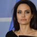Angelina Jolie bëhet bjonde dhe duket mahnitëse