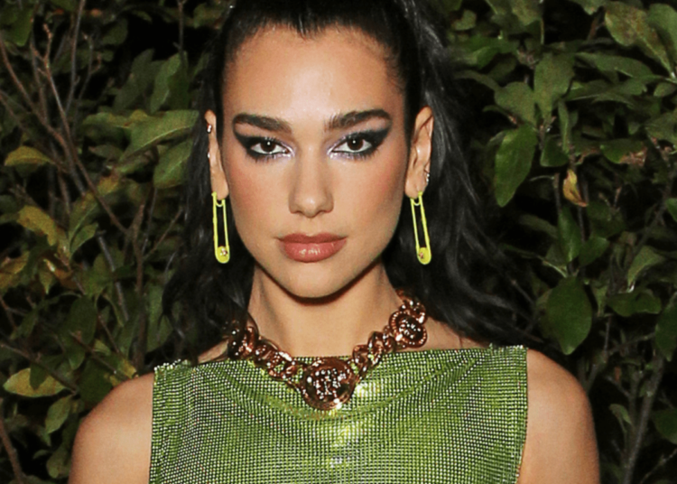 Dua Lipa reagon pas deklaratave për emigrantët shqiptarë në Britani: Më dhemb që flasin kështu
