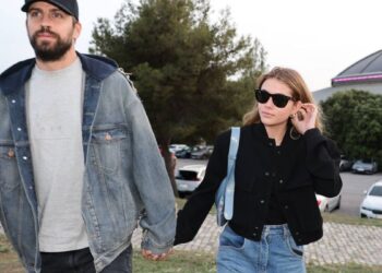 Gjërat bëhen serioze! Pique prezanton Claran me familjen e tij