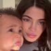 Kylie Jenner ndryshon emrin ligjor të djalit: Nuk quhet më Wolf