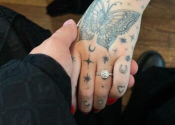 Këngëtarja e njohur i jep fund beqarisë: Nuk e di sesi pata kaq fat!