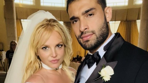 Britney Spears dhe Sam Asghari i japin fund 1 vit pas martesës!