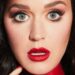 Katy Perry prezanton linjën e saj të çizmeve, por njerëzit nuk i pëlqyen aspak!