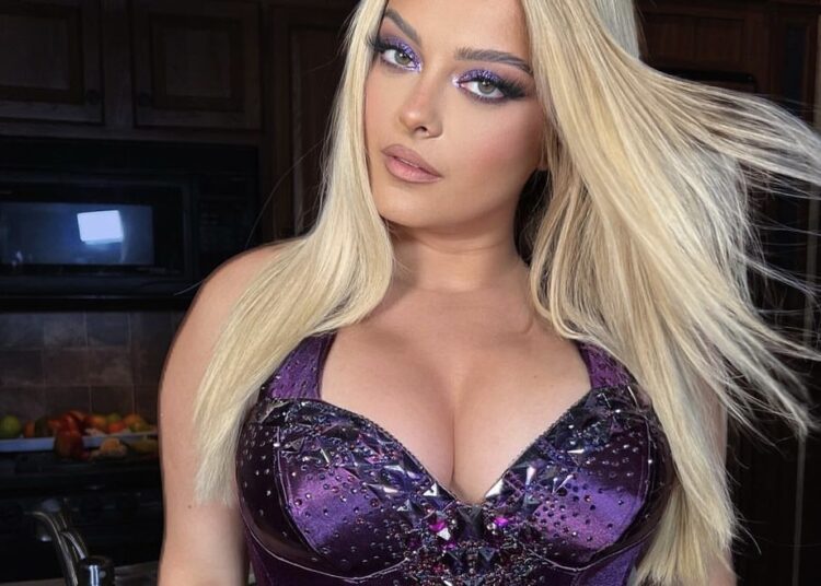 Bebe Rexha na prezantoi me kunatën dhe qenka një yll!