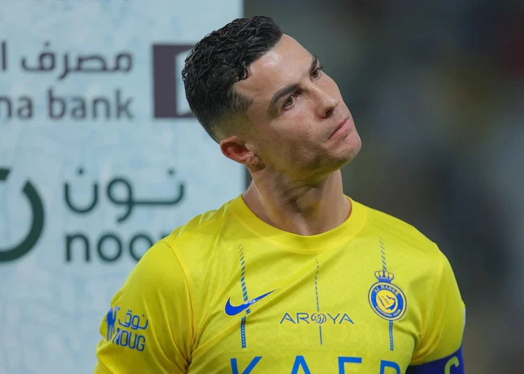 Cristiano Ronaldo në telashe: Një përqafim mund t’i kushtojë 99 goditje me kamzhik!