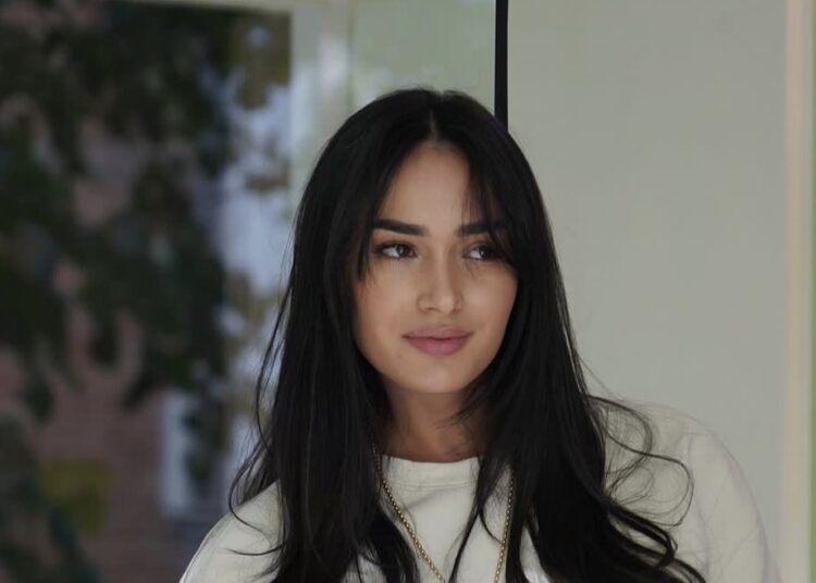 Klea Huta sapo na zbuloi një fakt interesant për veten dhe vajzat (nuk) e kuptojnë shumë mirë!