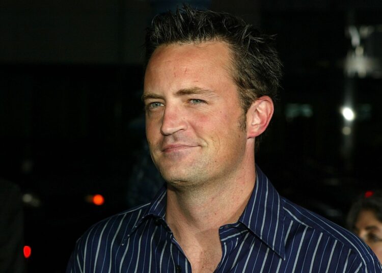 Komediani i njohur u tall me vdekjen e Matthew Perry-t dhe rrjeti shpërtheu!