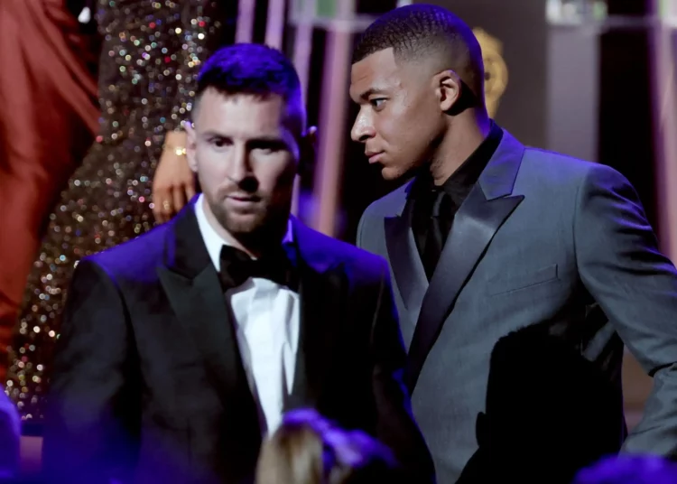 Çmimin e fitoi Messi, por vëmendjen e mori urimi i Mbappe-së!