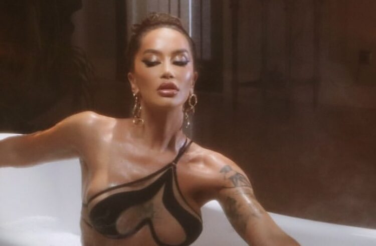 “Duke menduar për ty”, Do-s’do, Dafina e bën lëmsh rrjetin me dy fjalë!