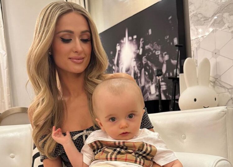 “Njerëz të sëmurë”, Paris Hilton i përgjigjet atyre që i komentuan të birin
