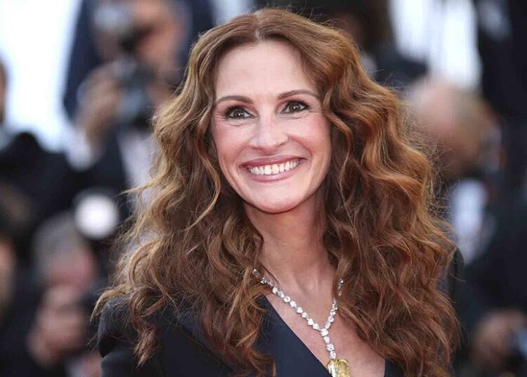 Si rrallëherë, Julia Roberts publikon foton e binjakëve të saj