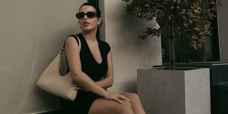 Shpallim të hapur sezonin e çizmeve, ja disa ide si t’i kombinoni