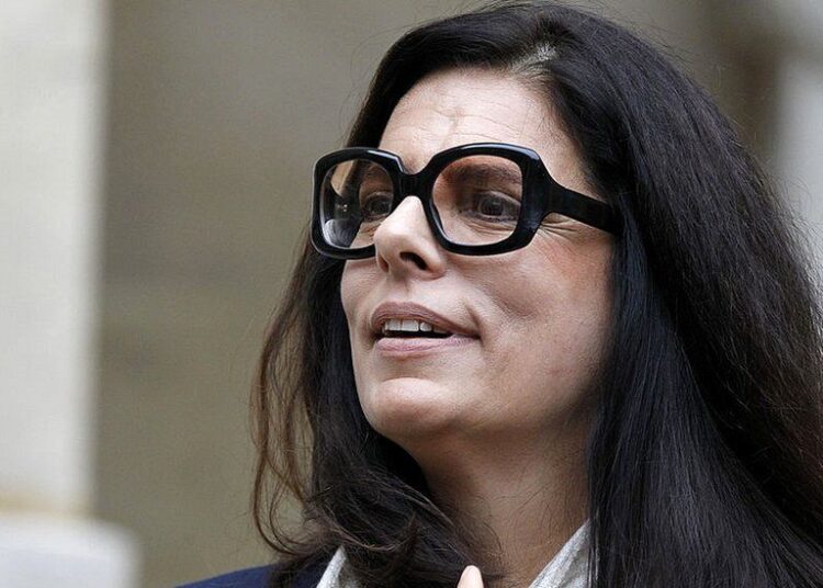 Kjo është gruaja e parë në botë që zotëron një pasuri prej 100 miliardë dollarësh!