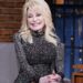 Dolly Parton nuk pendohet që s’bëri fëmijë: Jam e sigurt që do qëndroja në shtëpi dhe do shqetësohesha