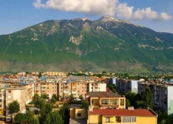 BBC i shkruan Kukësit: Qyteti i parë në botë që u nominua për çmimin “Nobel”!