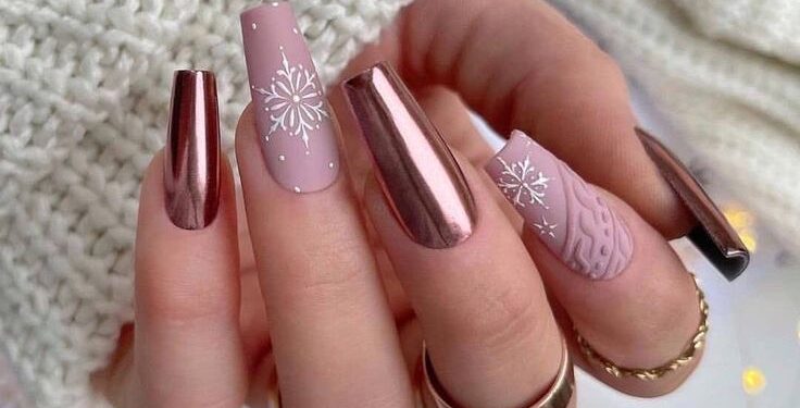 Nuk dini si t’i bëni thonjtë për festa? Ja disa super ide!