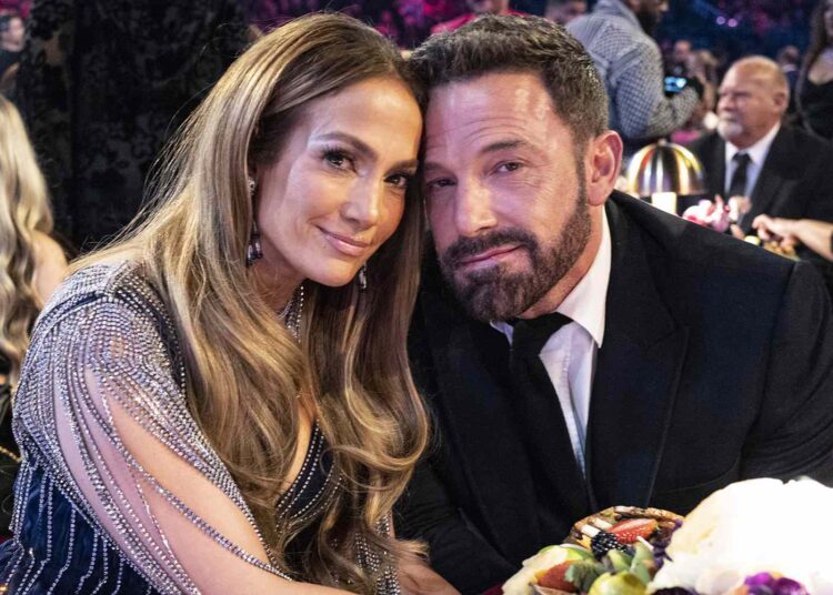 Jennifer Lopez zbulon nga se vuajnë ajo dhe Ben Affleck