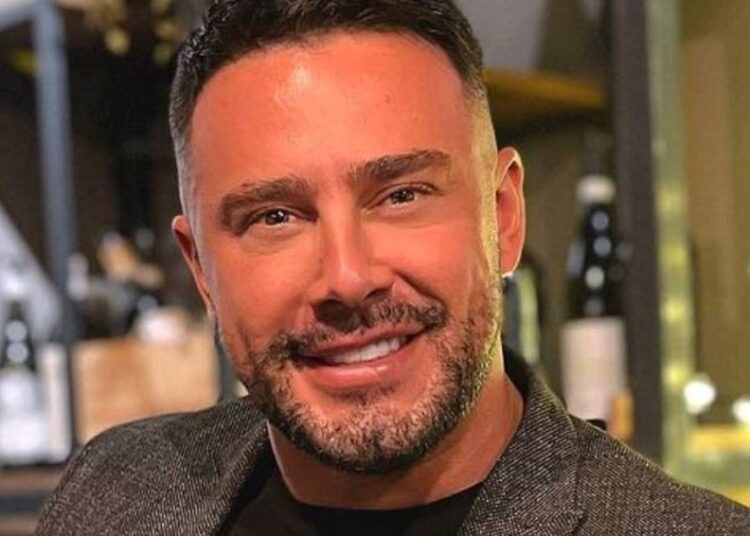 “Burrit që mban zemrën time”, urimi i ditëlindjes, zbuloi partneren e Robert Berishës!