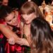 Selena Gomez zbulon çfarë i tha Taylor Swiftit që bëri lëmsh rrjetin!