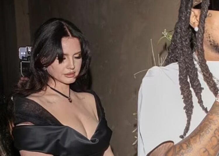 Lana Del Rey nxit thashethemet për një lidhje me reperin e njohur