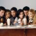 Ka një lajm të mirë për fansat e “Friends” dhe pse jo ai që do të donim!