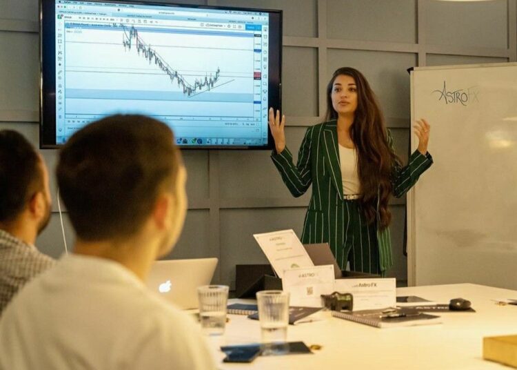 Bota po bëhet gati për ligjin për mos t’iu përgjigjur shefit pas orarit të punës!