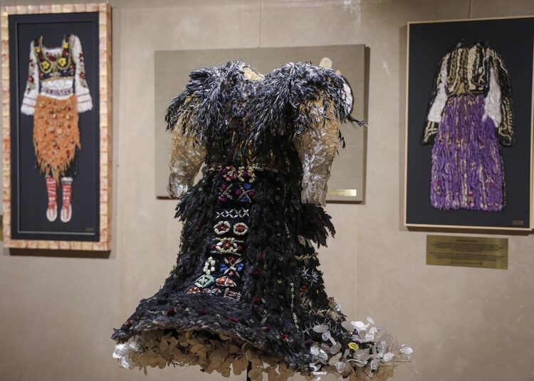 Ka traditë, ka xhubletë, ka “Lule n’art”, një ekspozitë që i shkruan historisë!